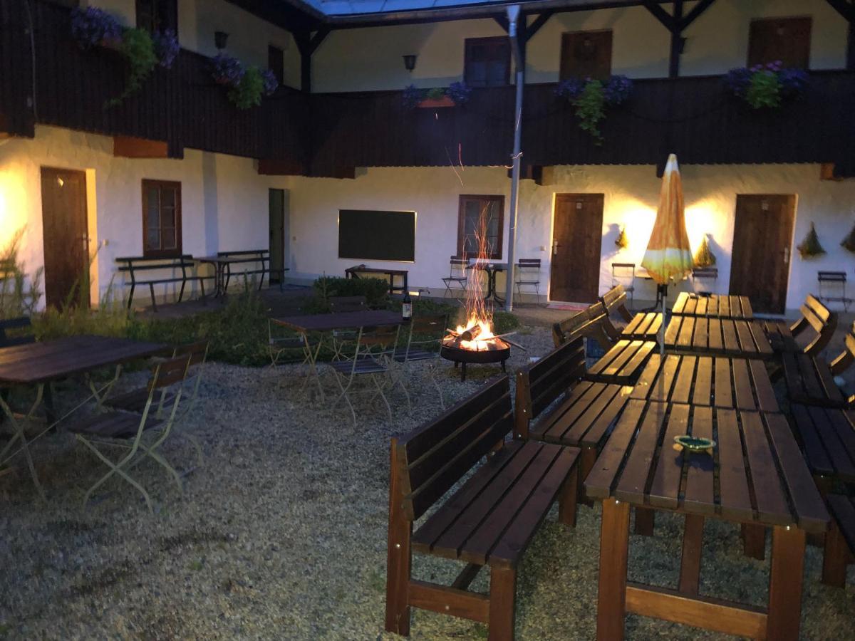 Pension Untere Rauner Muehle Bad Brambach Exterior foto